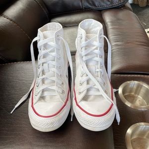 ✨converse high tops ✨